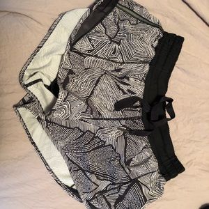 Hotty Hot shorts 2.5 inseam